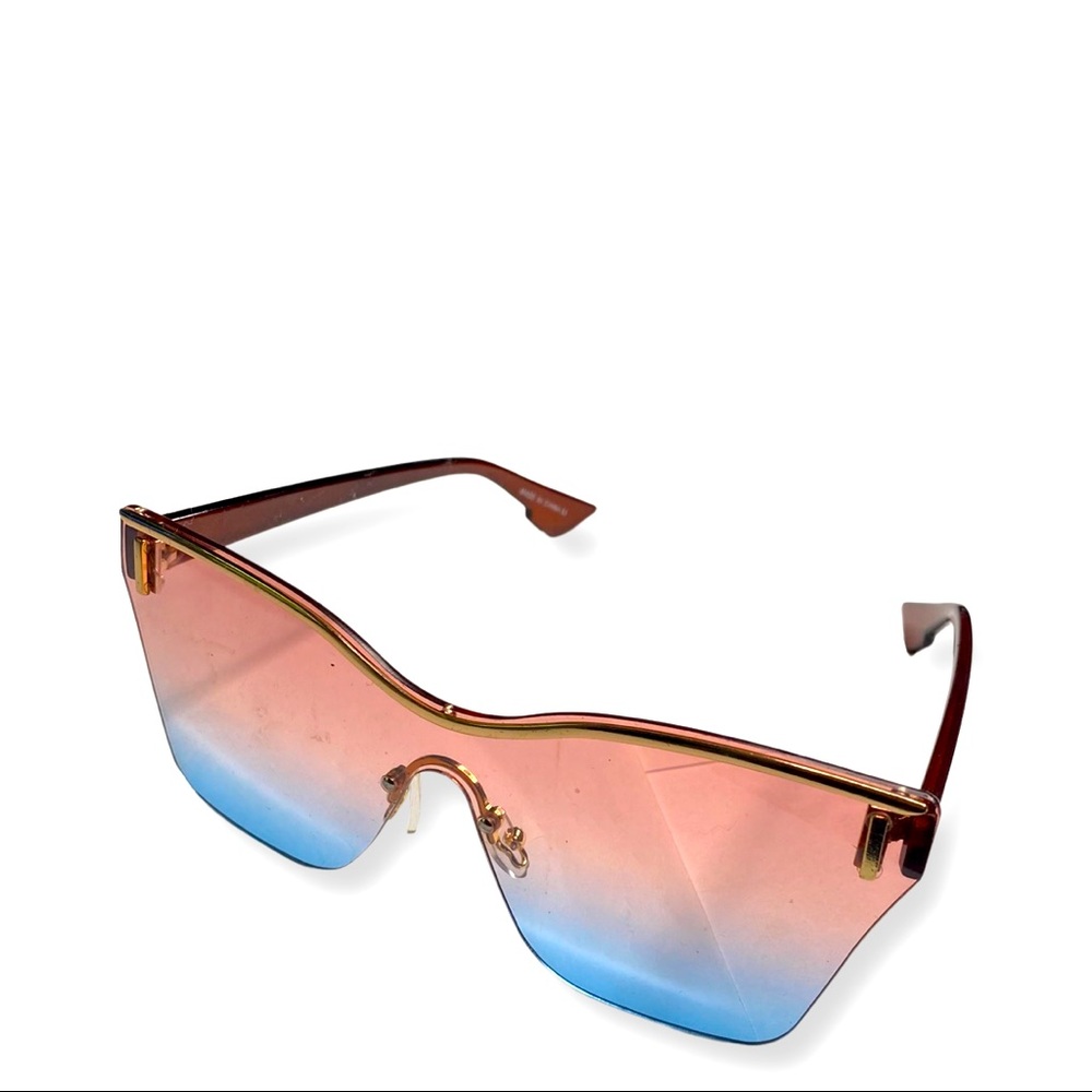 Rose Gold Ombré Lense Sunglasses